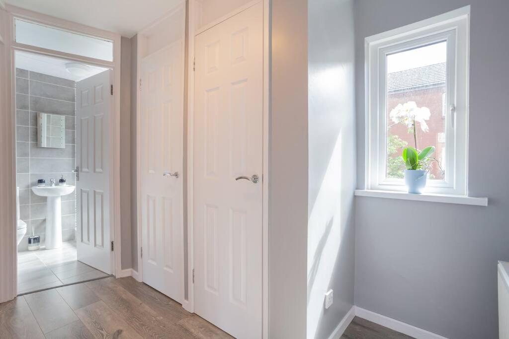 Beautiful Apartment In The Heart Of Belfast!! Exterior foto